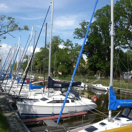 In Balatonmariafuerdo 19249 *