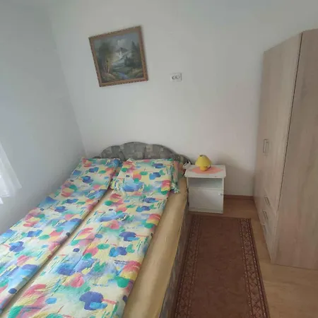 公寓 In Balatonmariafuerdo 19249 *